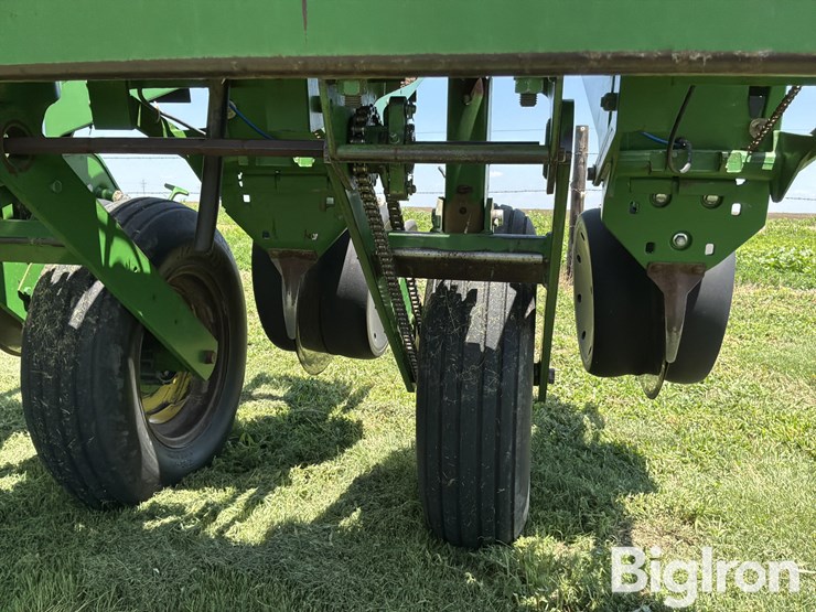 2002-john-deere-1750-image-15