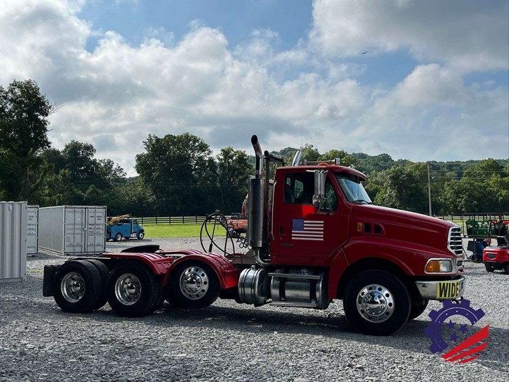 2007-sterling-l9500-image-6