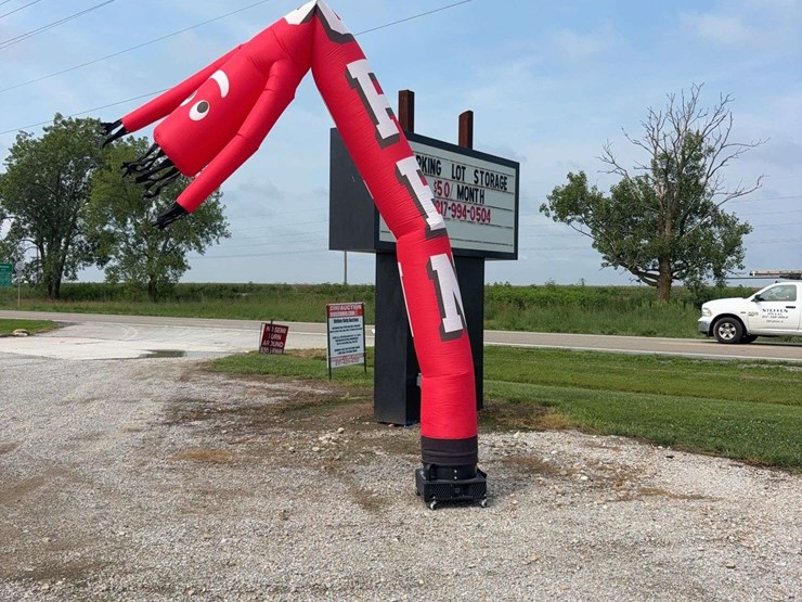 air-dance-inflatable-tube-man-with-open-logo,-20ft-tall-image-1