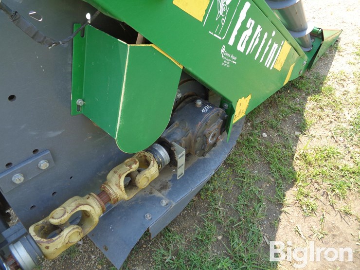 2011-john-deere-a-image-18