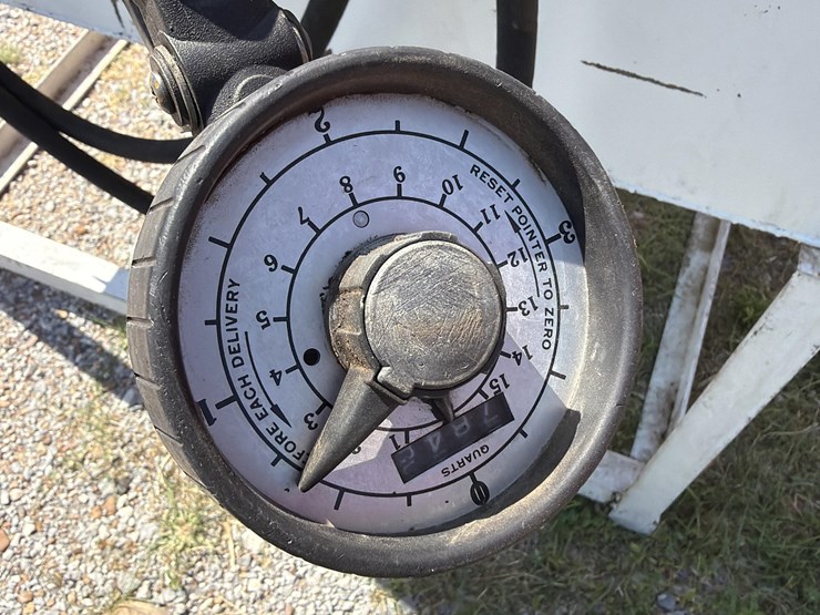 350-gal-fuel-tank-image-12