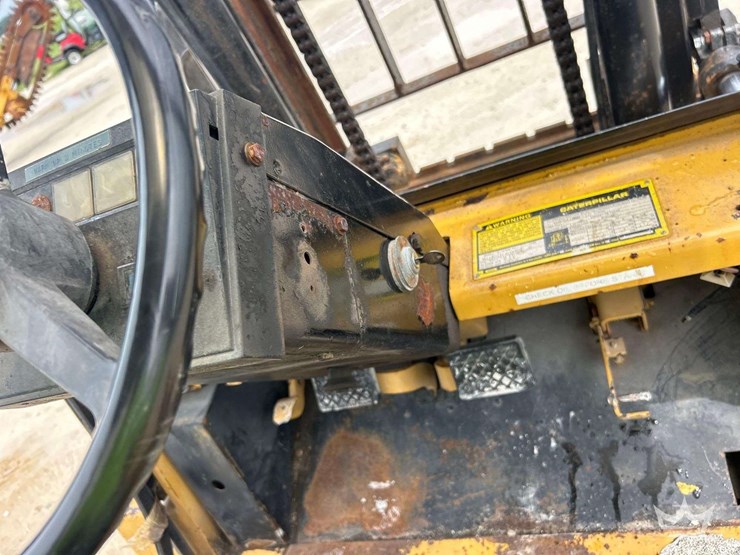 1992-caterpillar-vc110f-11,000lb-diesel-forklift-image-18