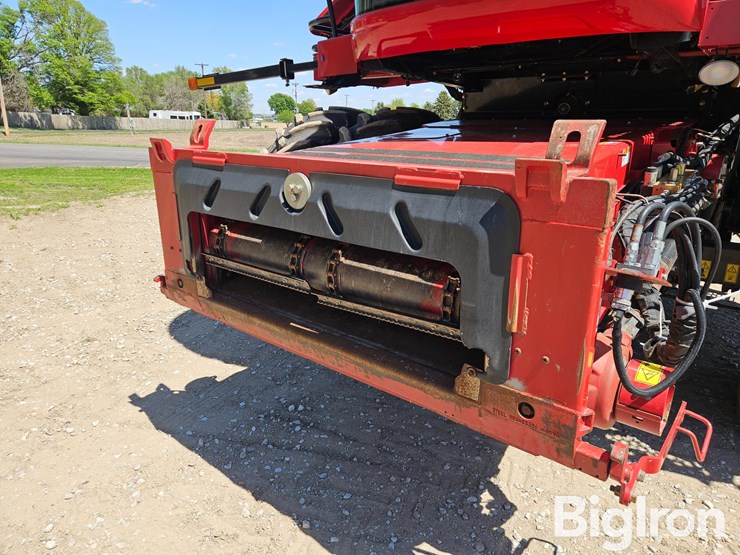 2007-case-ih-7010-image-14