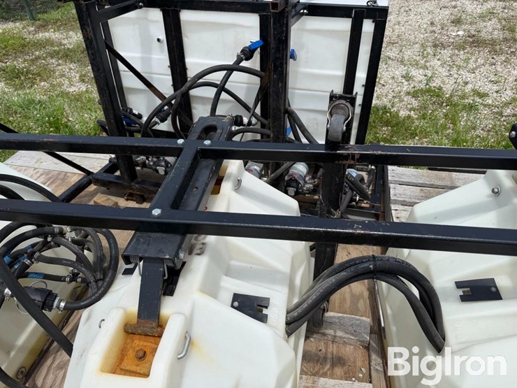 shop-built-4r30-3-pt-hood-sprayer-image-11