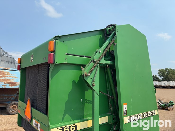 john-deere-566-image-16