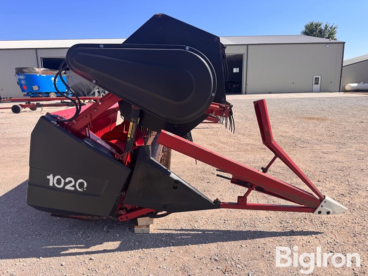 1987-case-ih-1020-image-4