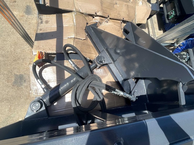 #8269-•-2026-jct-skid-steer-tree-puller-(o2)-image-5
