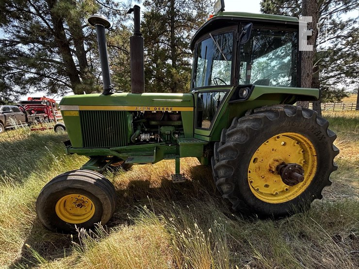 john-deere-4430-image-8