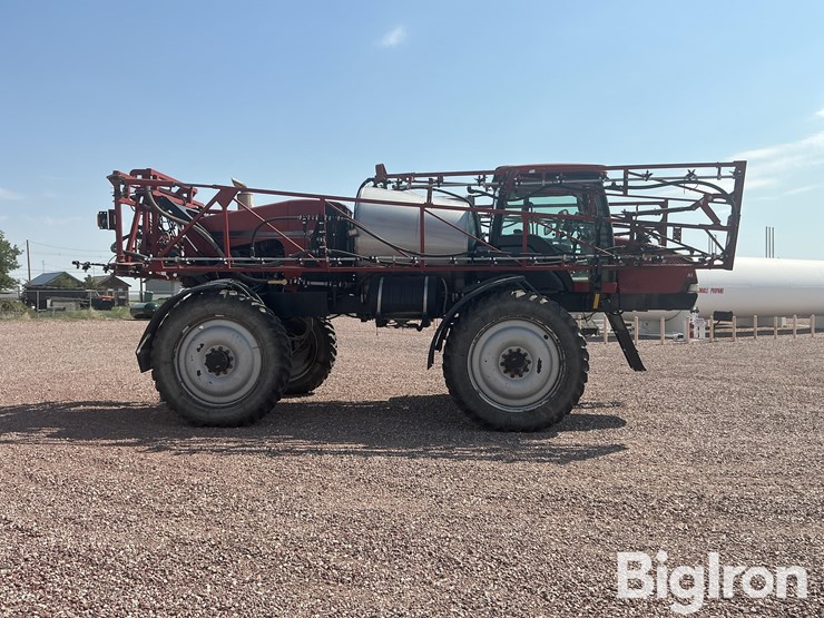 2009-case-ih-patriot-3320-image-4