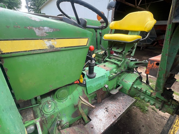 1973-john-deere-2630-image-12