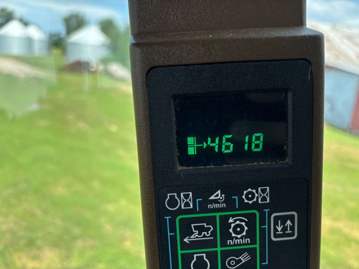 john-deere-9410-image-32