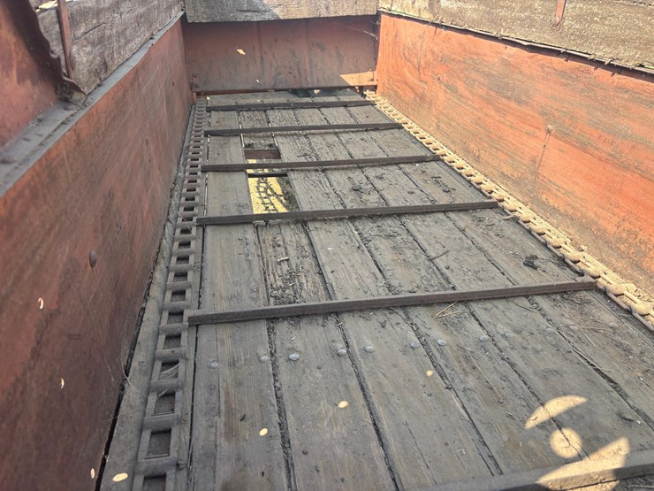 spreader-image-8