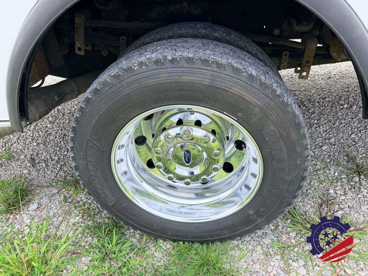 2019-ford-f550-xl-image-13