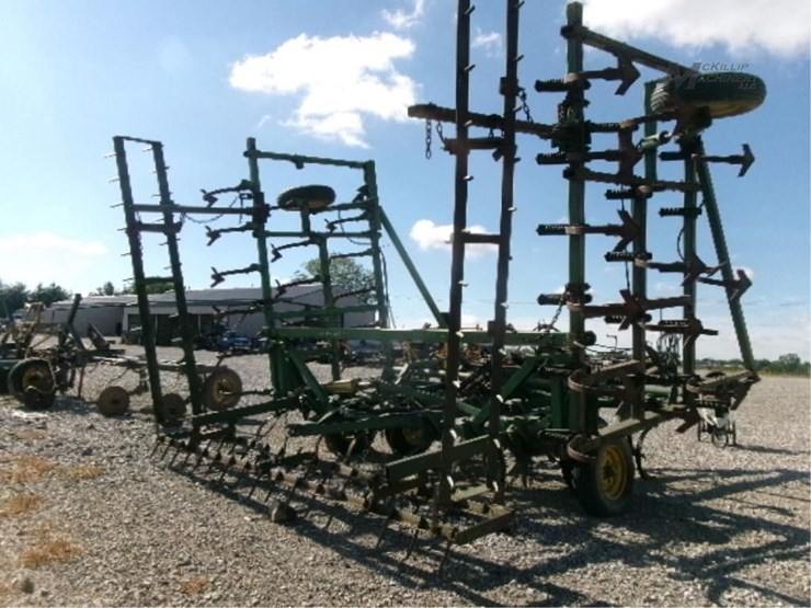 john-deere-1000-image-7