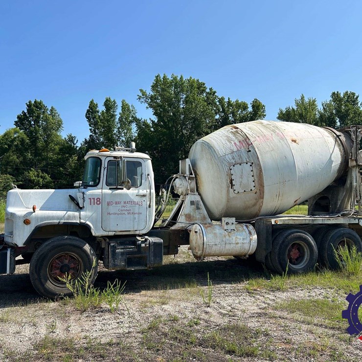1998 MACK DM690S