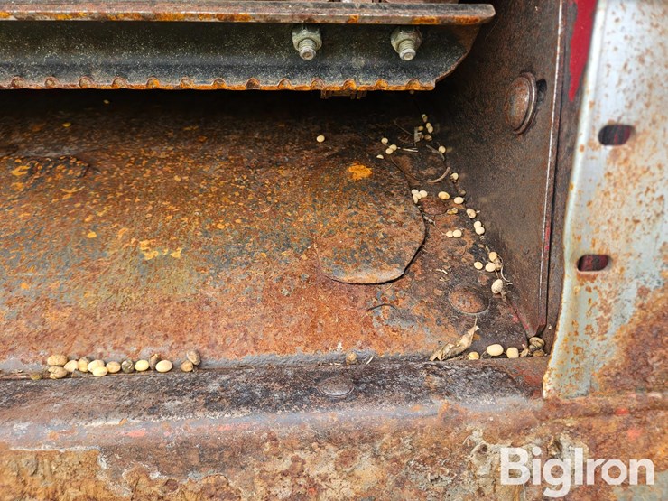 2004-case-ih-2388-image-10