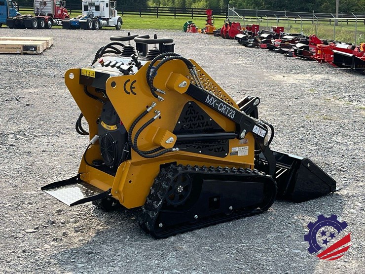 unused-2026-agt-mx-crt23-compact-track-loader-image-3