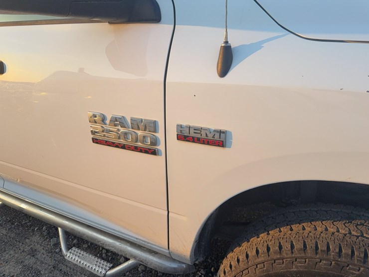 2018-dodge-ram-2500-image-7