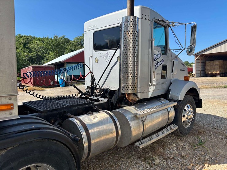 2000-kenworth-t800-image-3