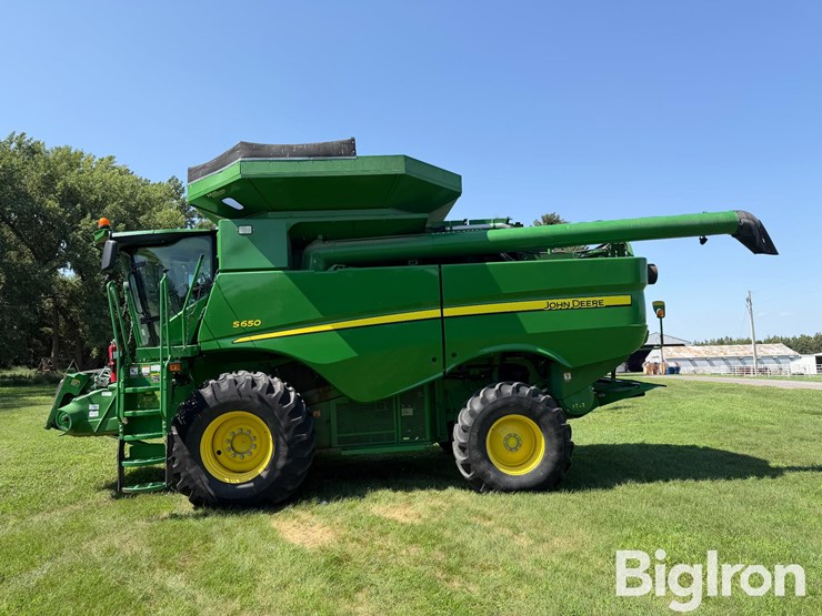 2014-john-deere-s650-image-8