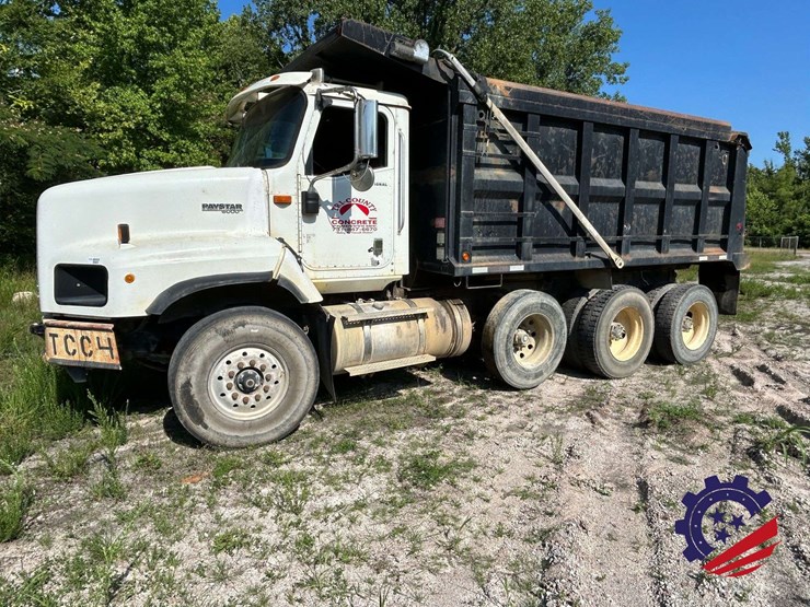 2008-international-5600-paystar-tri-axle-dump-truck-image-1
