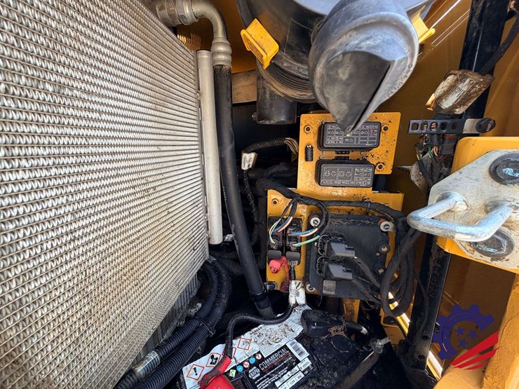 2019-caterpillar-308-cr-image-67