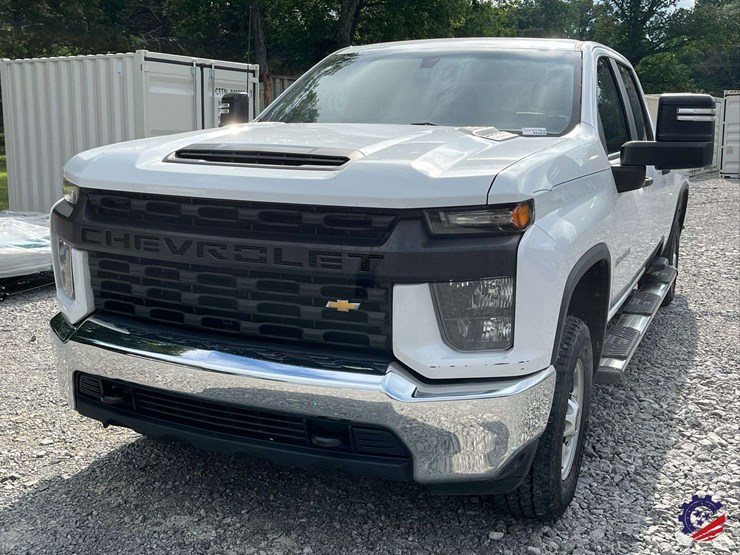 2021-chevrolet-silverado-2500-image-15