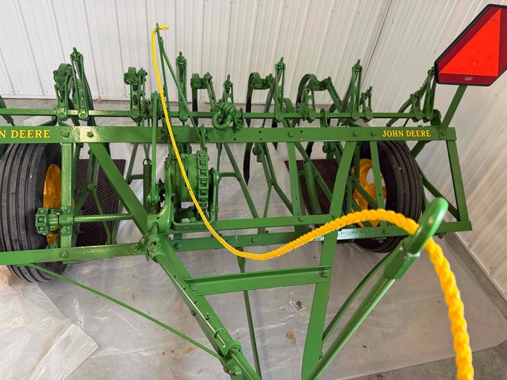 1948-john-deere-bw-image-35