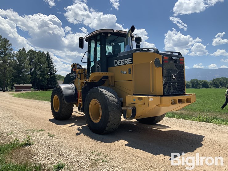 2017-deere-624k-image-7