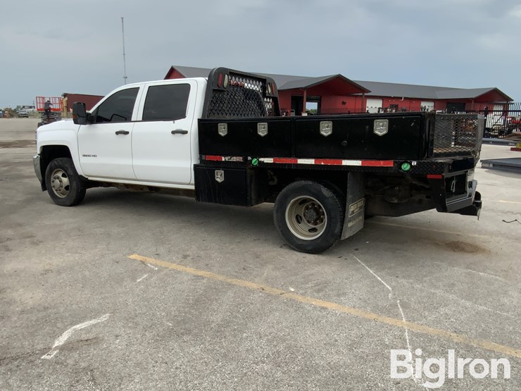 2016-chevrolet-3500-image-7