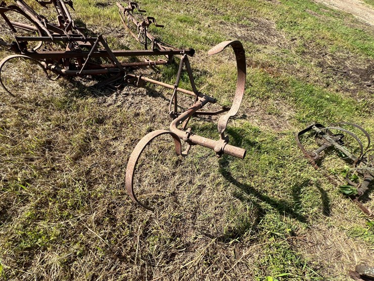 #9906-•-allis-chalmers-cultivator-image-6