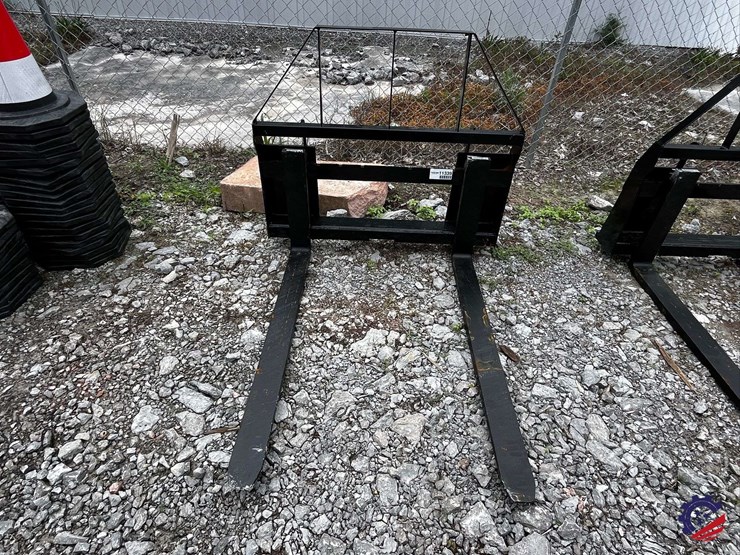 unused-2026-mower-king-sa-skid-steer-forks-attachment-image-2