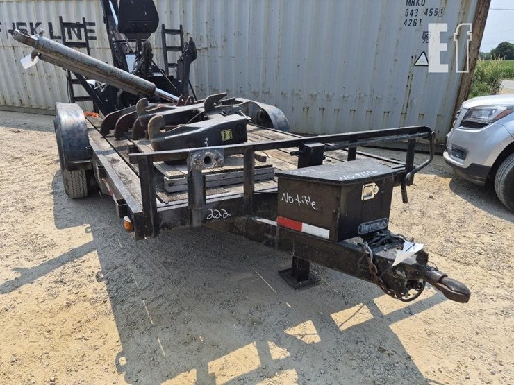 equipment-skid-steer-trailer-image-1