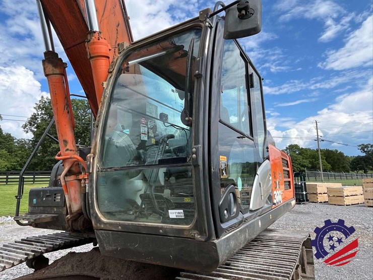 2018-hitachi-zx300-lc-6n-image-82
