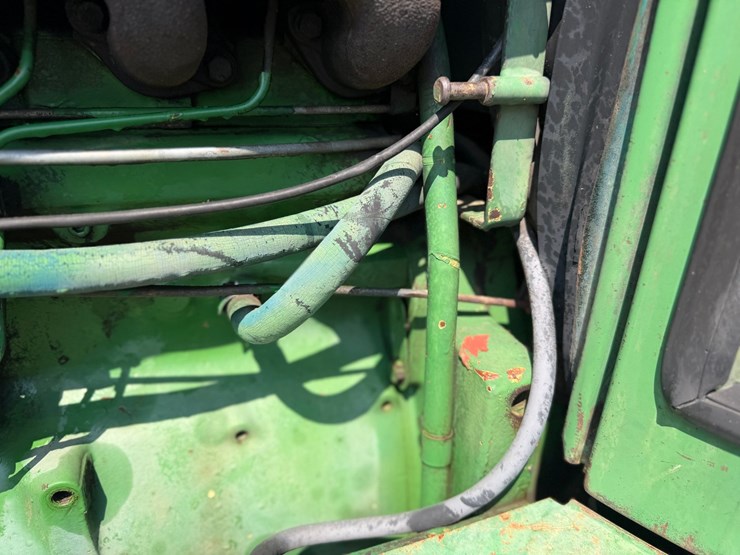 1981-john-deere-1640-image-37