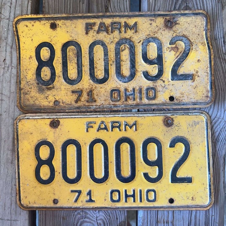 1971 Ohio Farm License Plate Pair 800092 Yellow Black