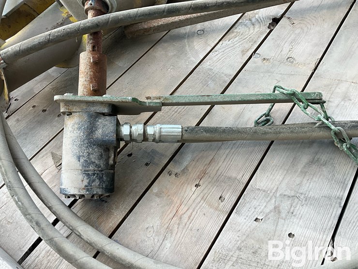 john-deere-608-image-17