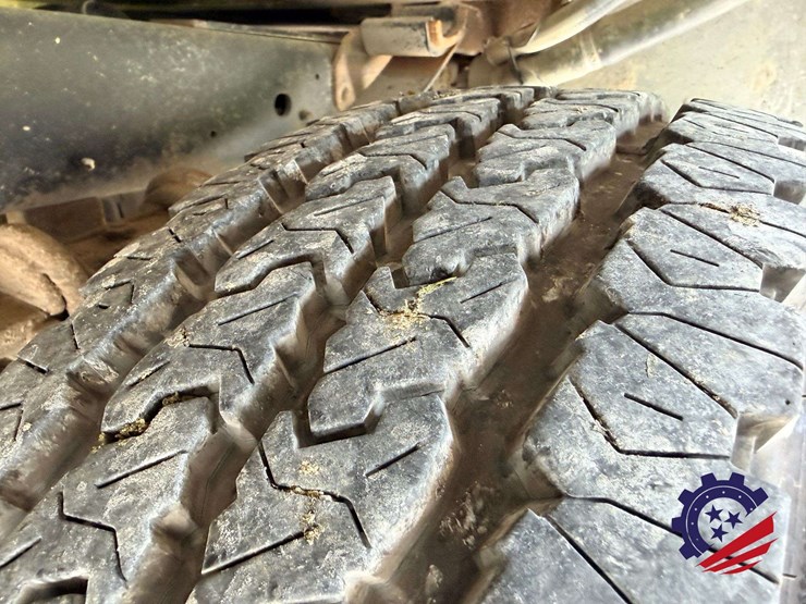 2019-ford-f550-xl-image-15