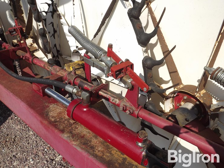 2008-rowse-u27-27-wheel-hay-rake-image-14
