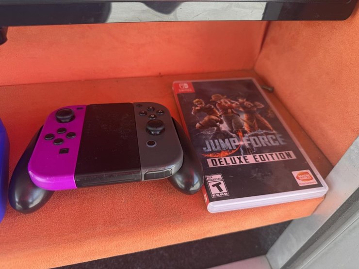 #63-•-2016-lark-20'-gaming-trailer-�-fully-equipped-image-13