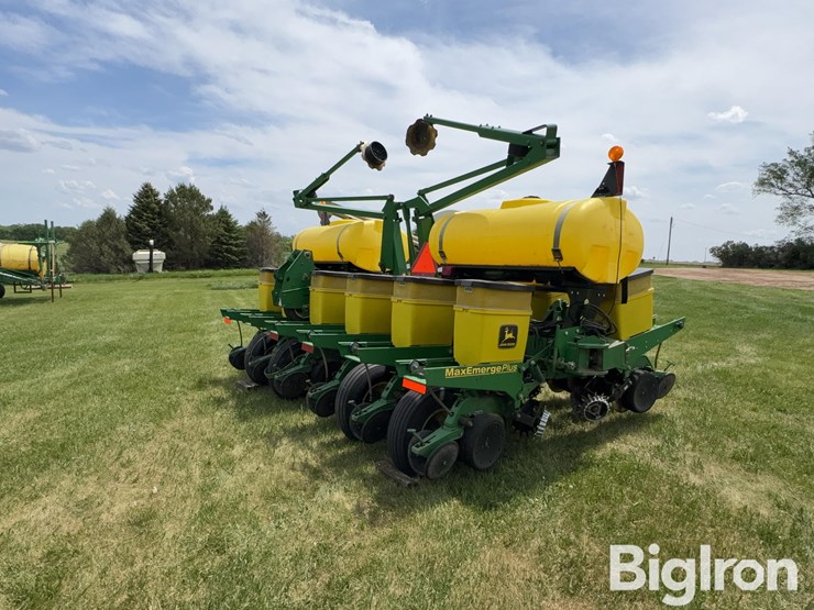 john-deere-1760-image-5
