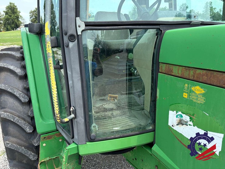 john-deere-6405-image-27