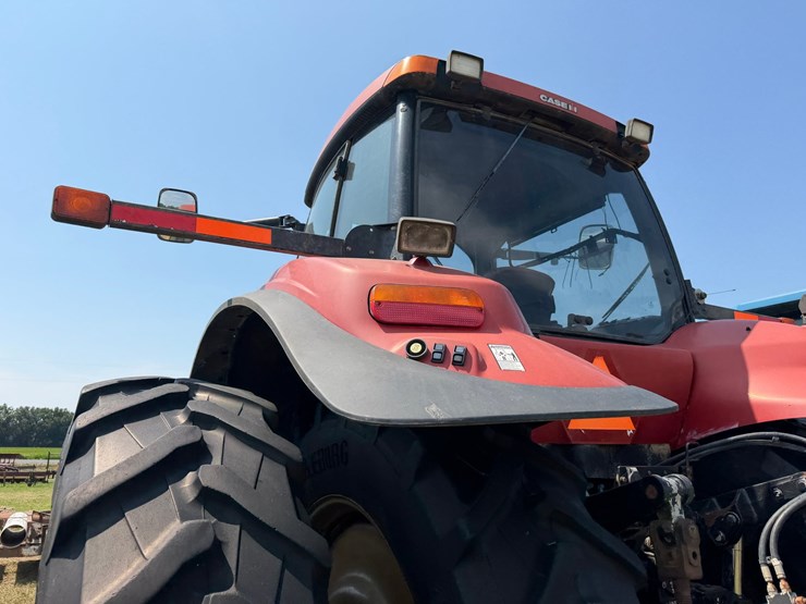 2014-case-ih-magnum-315-image-26