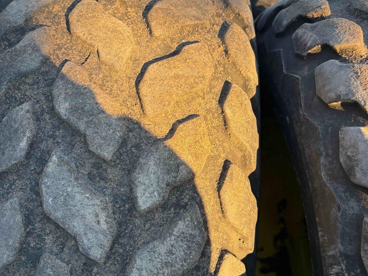 john-deere-1890-image-39