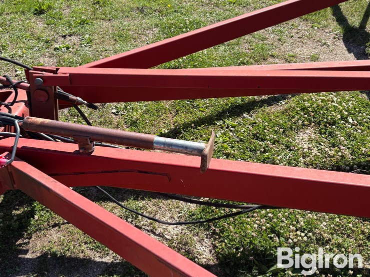 case-ih-4900-image-12