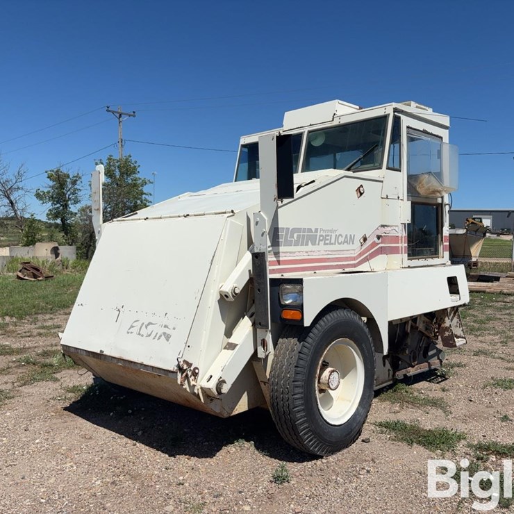 1990 ELGIN PELICAN
