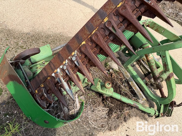 john-deere-7-image-18