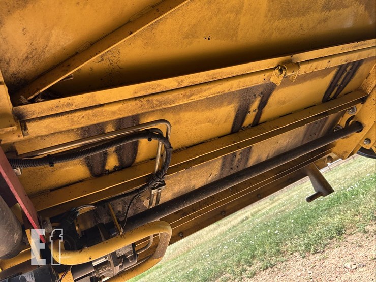 2013-new-holland-cx8080-image-68