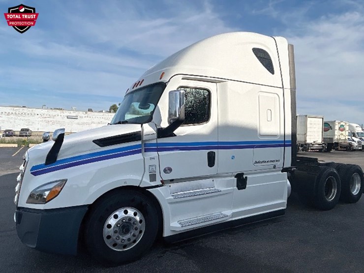 2022-freightliner-cascadia-126-image-1