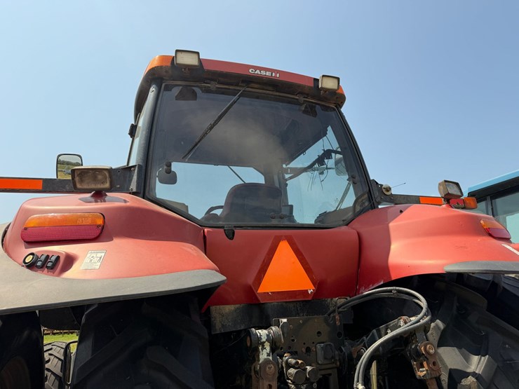 2014-case-ih-magnum-315-image-25